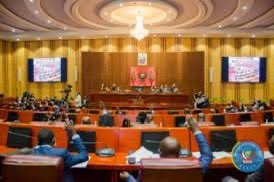 StanysBujakera's tweet photo. #RDC: Le bureau du sénat affiche complet 👇

📌 Président : Jean Michel Sama Lukonde

📌 1er Vice-Président : Kalala Wa Kalala Jose

📌 2e vice-Président : Modeste Bahati Lukwebo

📌 Rapporteur : Nefertiti Ngudianza Kisula. 

📌 Rapporteur adjoint : Jean Claude Baende (plateforme opposition de Constant Mutamba)

📌 Questeur : Taupin Kabongo Mukengeshayi

📌 Questeur adjoint : Pascal Omana