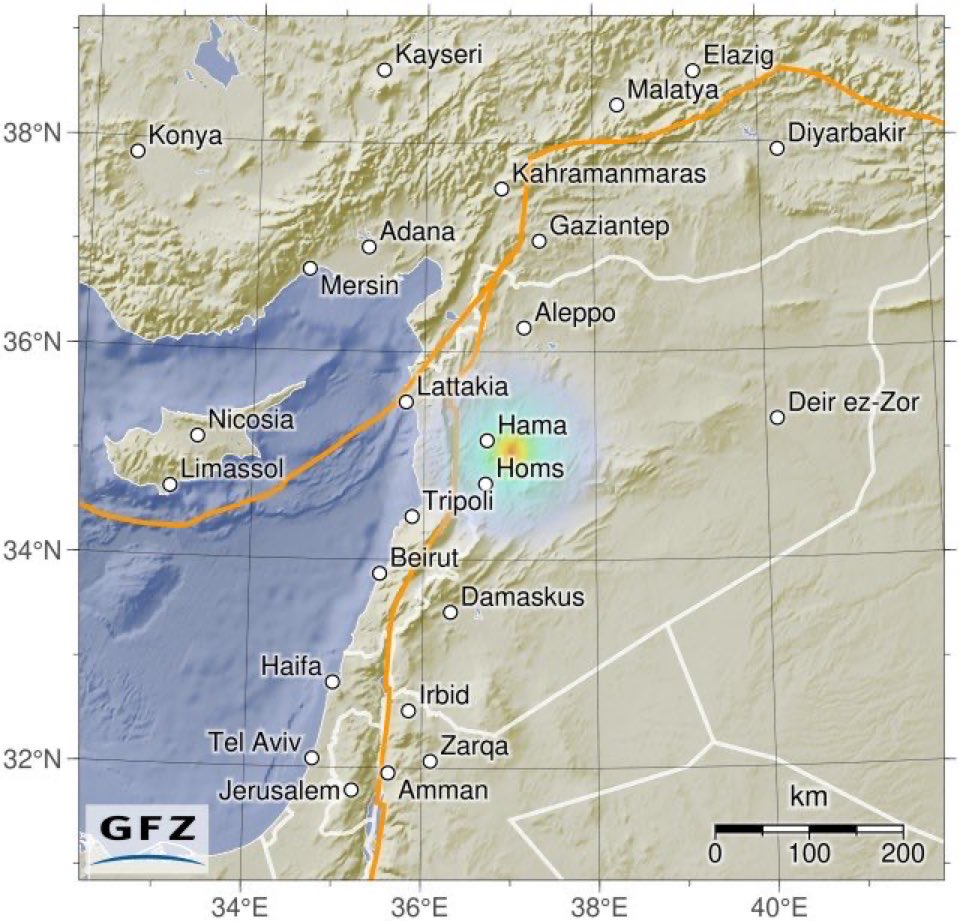 Suriye’de peş peşe deprem. İlki öncü diğer 5,5 ‘luk ana deprem. Depremler Hatay’daki Ölü Deniz Fayının devamı üzerinde ve Hama yakınlarında. Suriye’deki Ölü Deniz Fayının Türkiye’deki devamı Arap Levhası üzerindeki faylar hariç kırıldı. Biz jeologlar buralarda deprem