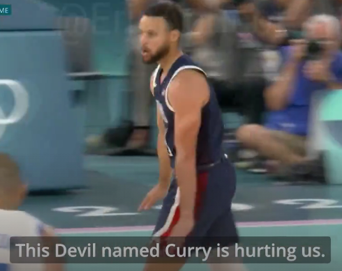 XingTurtle's tweet photo. I've just discovered the French commentary for the Olympic Basketball gold medal match. The pure despair in the commentator's voice when Steph started to take over 😭 https://t.co/B8vFSZDM5y