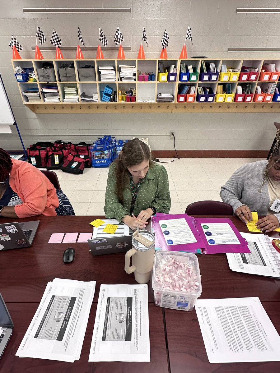 bfebengals's tweet image. Our first PLC meetings of the year! Shout out to our amazing staff and district-level support for their hard work today! #greatthingsarehappeningattheferry #magnetschoolsofamerica #AVID4Possibility #AVIDElementary