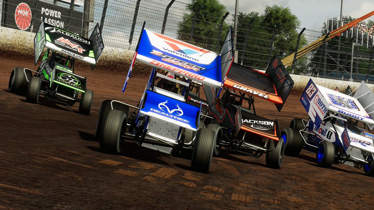 outlaws_game's tweet photo. Donny in a Late Model??
B-Shepp in a 410??

Learn more about the pre-order exclusives and watch the World of Outlaws: Dirt Racing 24 gameplay trailer next Tuesday! https://t.co/JC3BqHcYKk