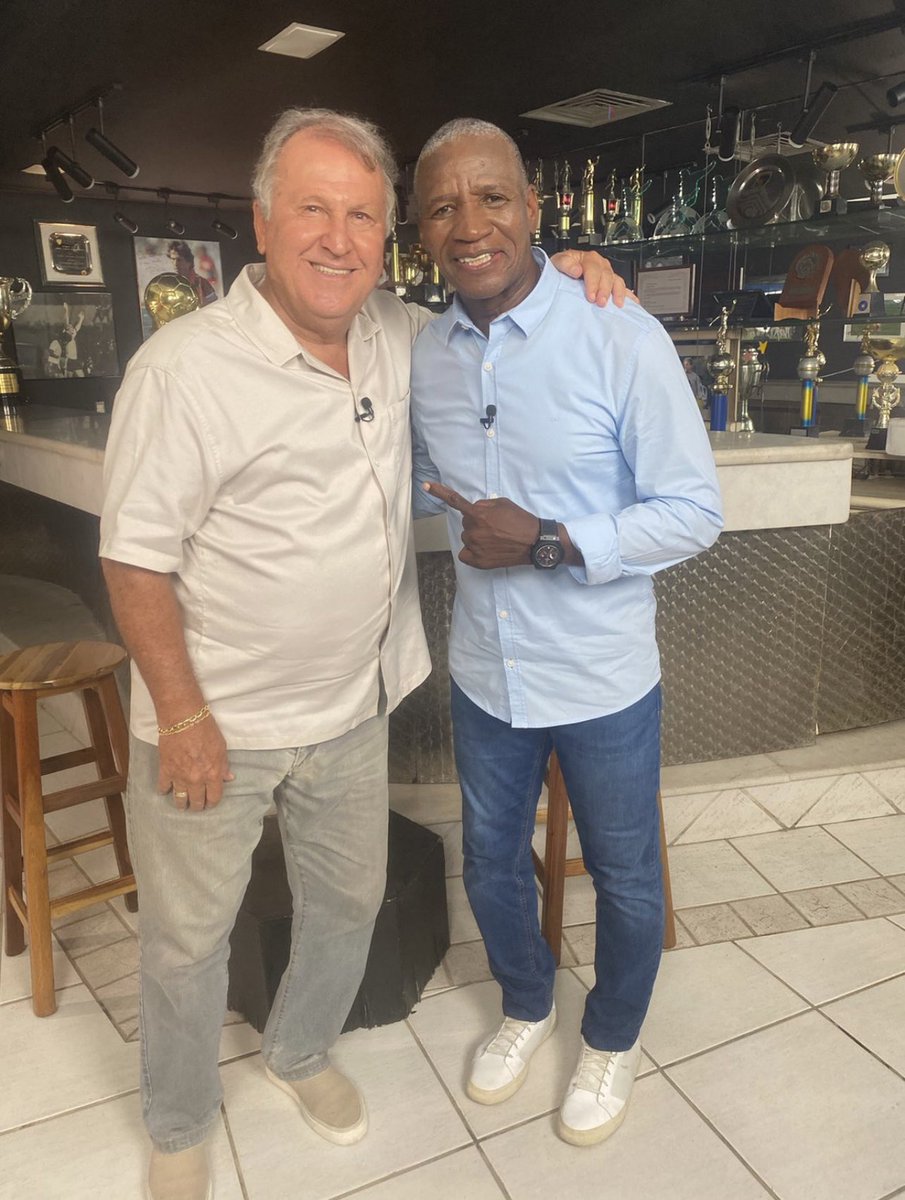 Galinho1953's tweet photo. Hoje na Band logo depois do Esporte Total, o Resenha do Galinho faz uma homenagem ao nosso querido Adilio. Foi show o papo. Confere lá. https://t.co/vgiNM1djg9