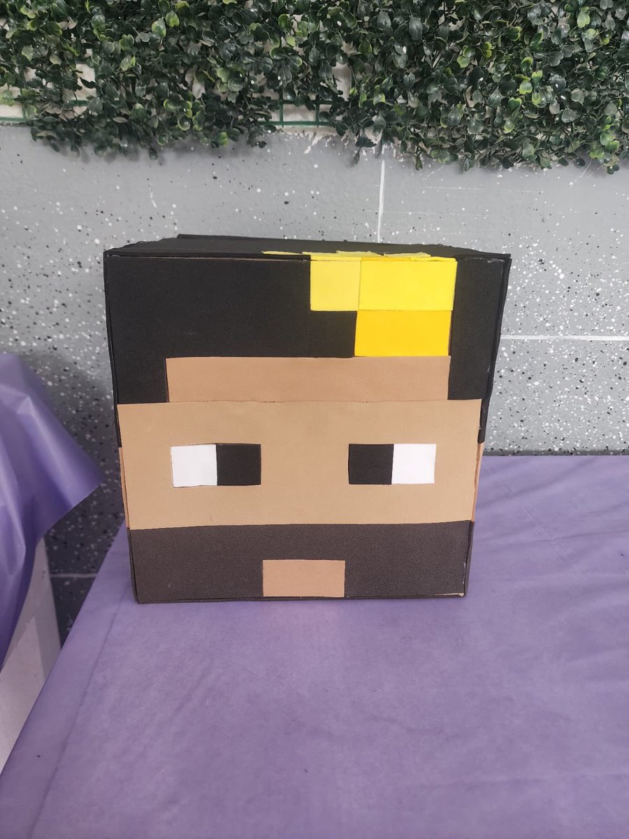 melody_pol's tweet photo. Cumpleaños 26 con temática de Auron🤍 Me bendices @auronplay? Me haría mucha ilusión #Auron #Auroner https://t.co/x15eG8tvfL