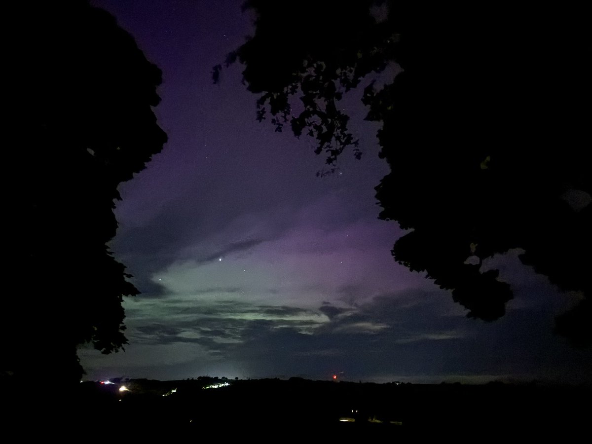 andyball24's tweet image. A few from our front garden tonight in North Northumberland #PerseidMeteorShower #northernlights #northumberland