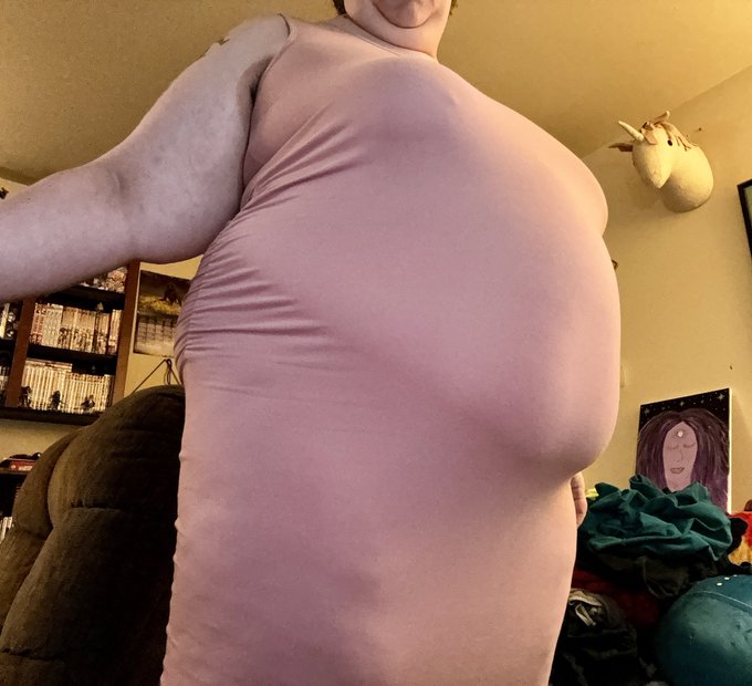 Some preview pics for my most recent OF vid! Link below:  https://t.co/lck0h0ifdd  #gainer #feedee #feeder<a href="/tag/bbw"class="tags"><span>#bbw</span></a><a href="/tag/belly"class="tags"><span>#belly</span></a><a href="/tag/of"class="tags"><span>#of</span></a><a href="/tag/feedee"class="tags"><span>#feedee</span></a><a href="/tag/feeder"class="tags"><span>#feeder</span></a><a href="/tag/moobs"class="tags"><span>#moobs</span></a><a href="/tag/gainer"class="tags"><span>#gainer</span></a>