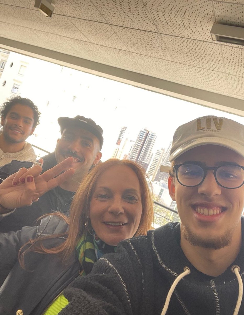 CampanariFabi's tweet image. Honored to attend Dr. Miguel Nicolelis&apos;s
lecture today.

His pioneering work in brain-machine interfaces highlights the incredible potential of Al &amp;amp; Data Science. 

अधिक देखें   ⊹★🔭๋࣭

Proud to be an AI Data Scientist student at PUCSP🫶

#Neuroscience
#AIDataScience #PUCSP