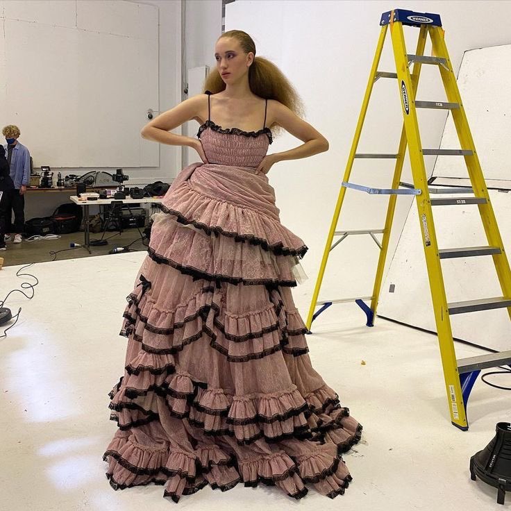 pinkmochhi's tweet photo. this dress will forever be my favorite piece Alessandro Michele has ever made for Gucci. https://t.co/5B47VIw8RJ