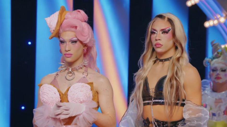 MissAnalia's tweet photo. Acabo de ver el momentazo de @DragRaceMexico de esta temporada (hasta ahora)
I-CO-NI-CO el #lipsync que nos regalaron @horaciopotasioo y @LeexaFox
Aprendas perras! Asรญ se hace! ๐๐ป๐๐ป
#DragRace #RealityQueen https://t.co/JQ3ywQXXu5