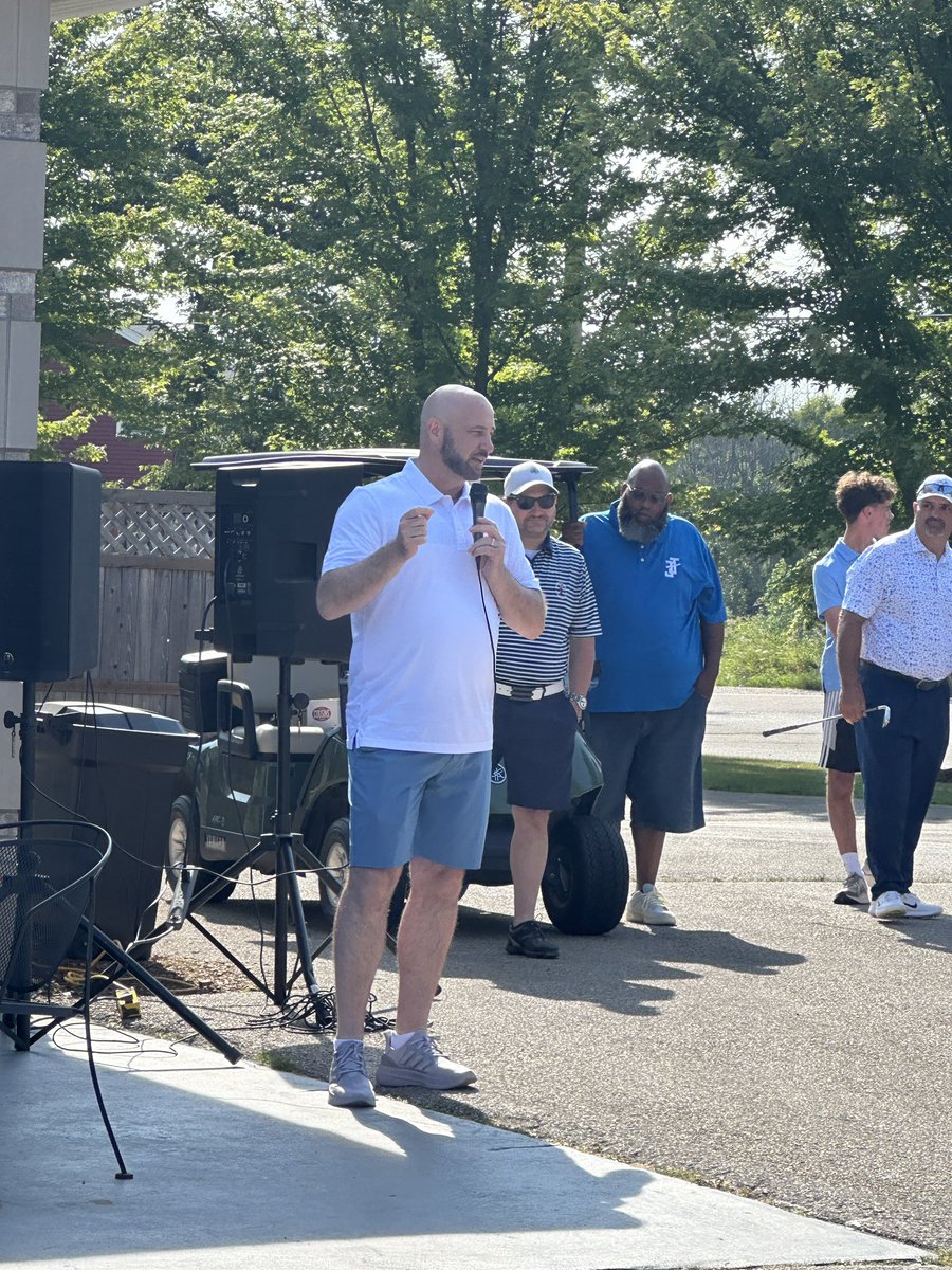 Steve_Wurster's tweet image. It was a great day supporting @MKE_MBB, @CoachBartLundy @MKEPanthers. Get on board, it’s gonna be a great ride this season! Shout out to MKE Panther Fund for hosting today’s event - y’all rocked it. #StackGoodDays