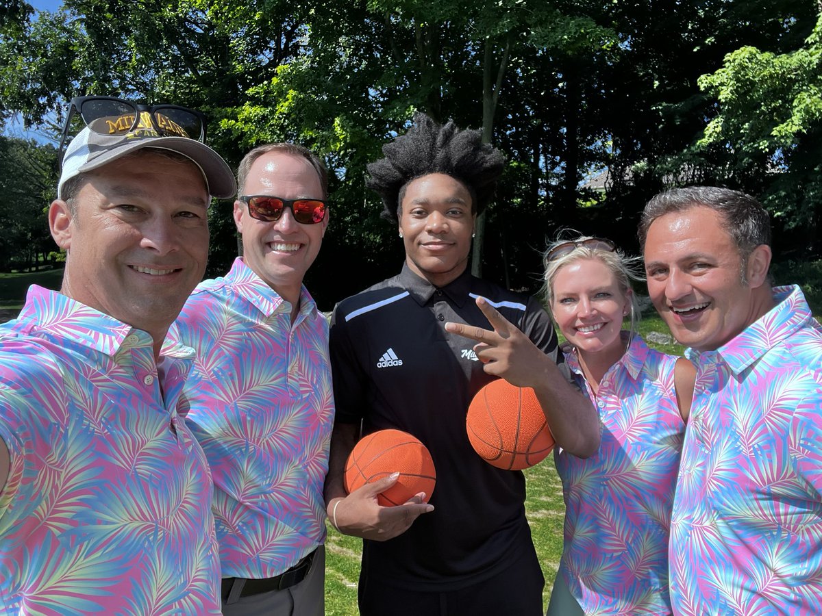 Steve_Wurster's tweet image. It was a great day supporting @MKE_MBB, @CoachBartLundy @MKEPanthers. Get on board, it’s gonna be a great ride this season! Shout out to MKE Panther Fund for hosting today’s event - y’all rocked it. #StackGoodDays