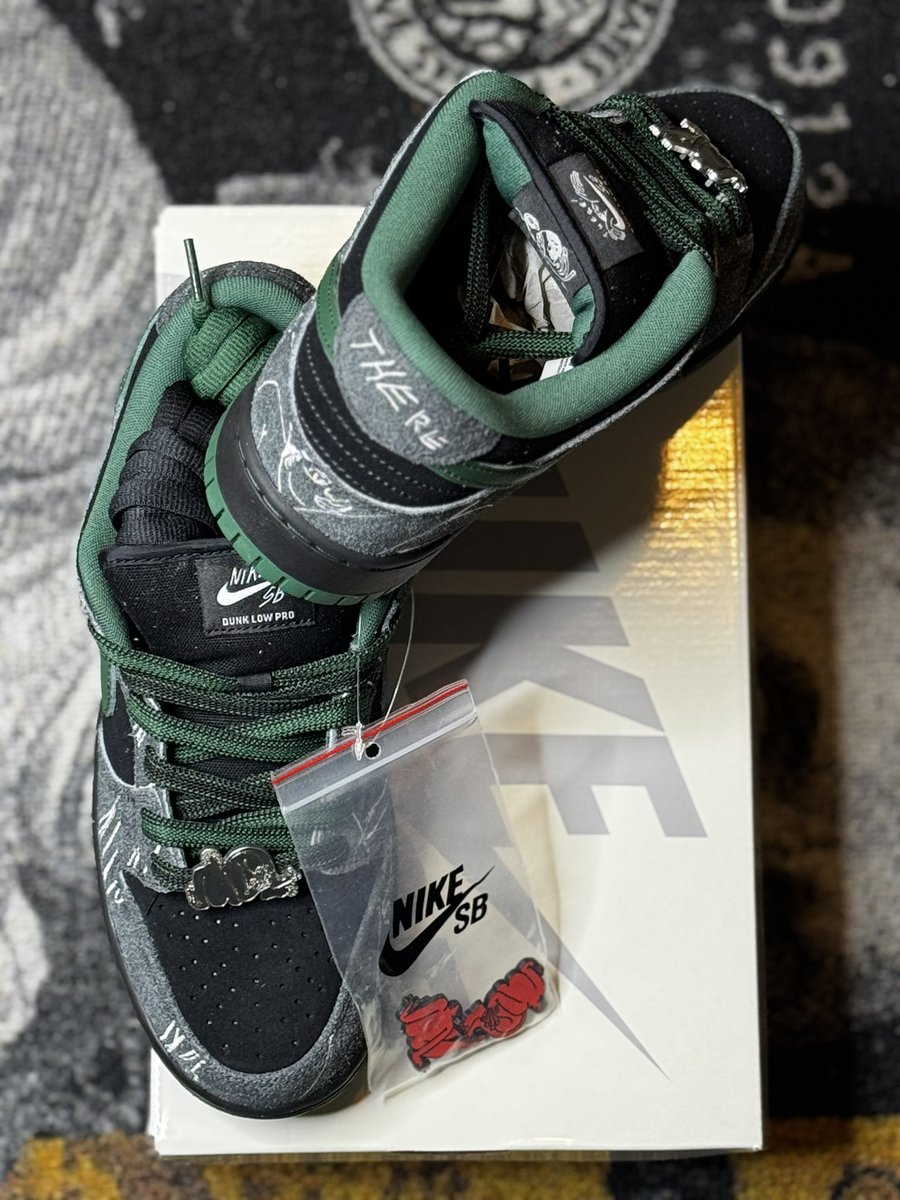 JETLifeP's tweet photo. 🔥🔥🔥 @nikesb @Nike https://t.co/S15jOXdd75