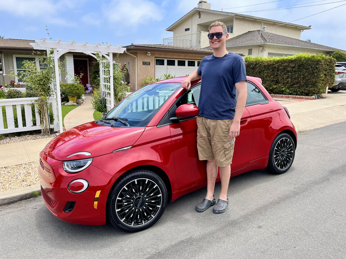 The 2024 Fiat 500e is proof that battery-electric cars do not have to look weird.  tinyurl.com/5n72a54n #fiat #abarth #italiancars #fiatlovers #fiatcinquecento #fiatclub  <a href="/FIATUSA/">FIAT USA</a> <a href="/FIAT500Canada/">FIAT 500 Canada</a> #electriccars #EV #batteryelectricveicle #BEV