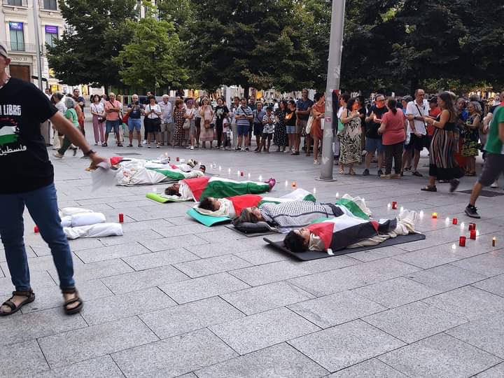 Casapalestina_'s tweet photo. Como siempre,  Zaragoza con Palestina. 
Muchas gracias por sostener y apoyar a un pueblo que sufre la injusticia y la indiferencia ante el terrible genocidio perpetrado por el estado sionista de “Israel “ https://t.co/zZFGnGGZfQ