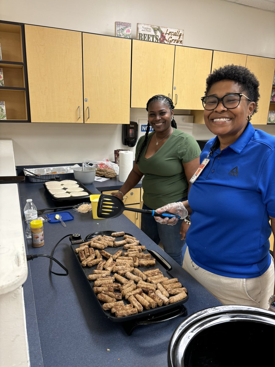 Metzger Middle School tweet media