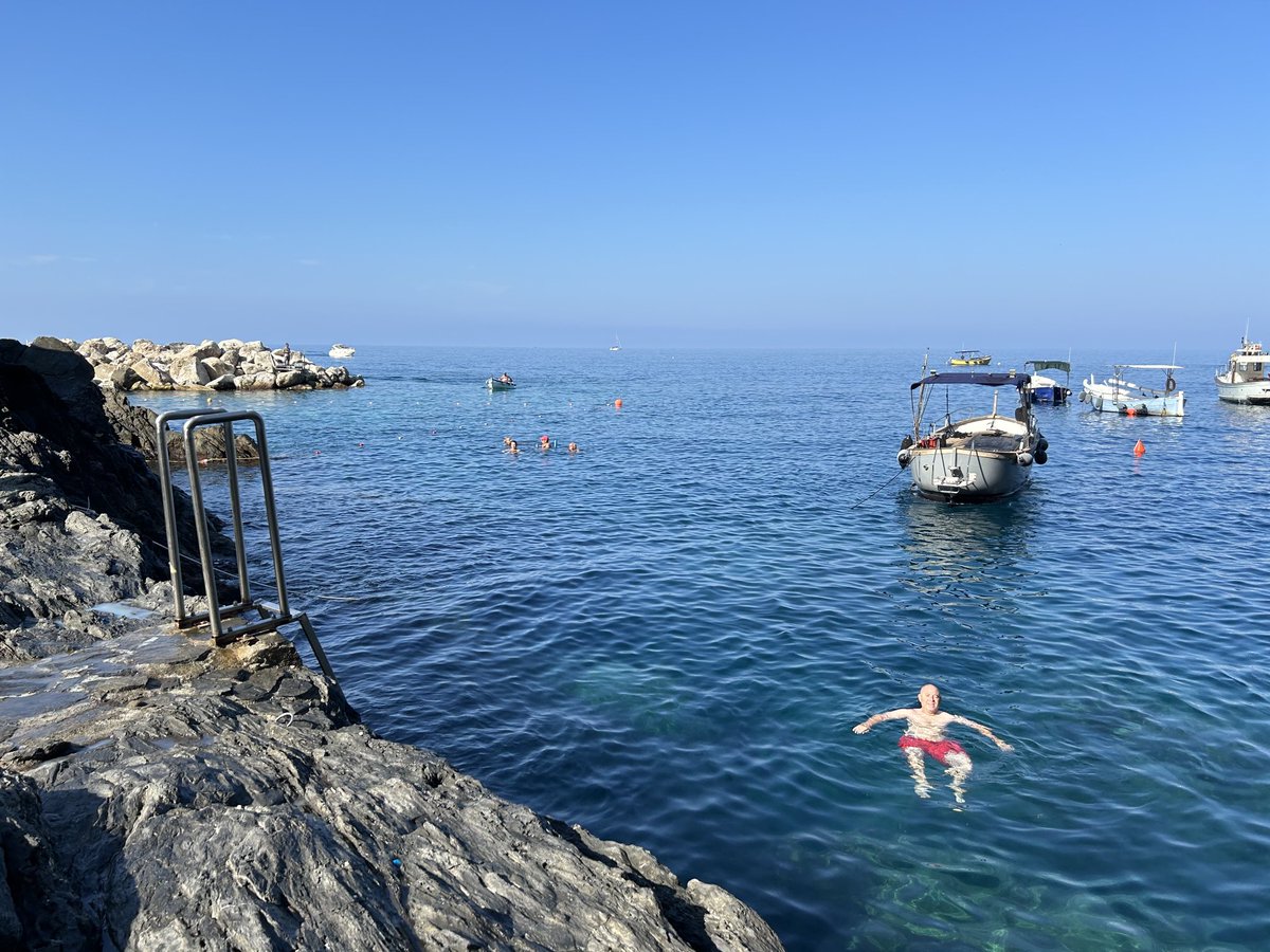 Cinque Terre Italy: stunning