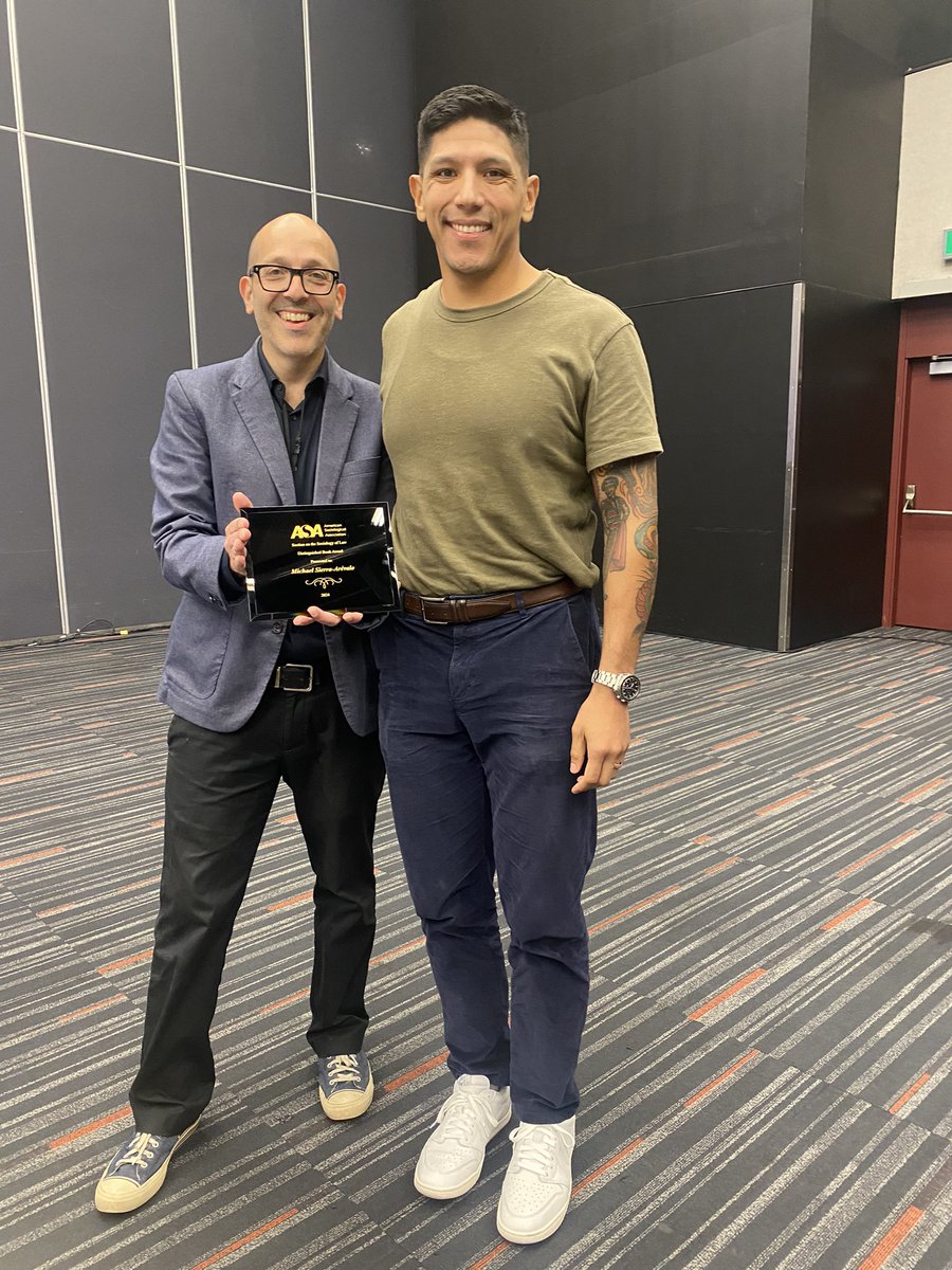 SocLawSection's tweet image. Award! #ASA2024
Distinguished Book Award in the Sociology of Law awarded to Michael Sierra-Arévalo, for The Danger Imperative: Violence, Death, and the Soul of Policing, published in 2024 by @ColumbiaUP .
Congrats @michaelsierraa !