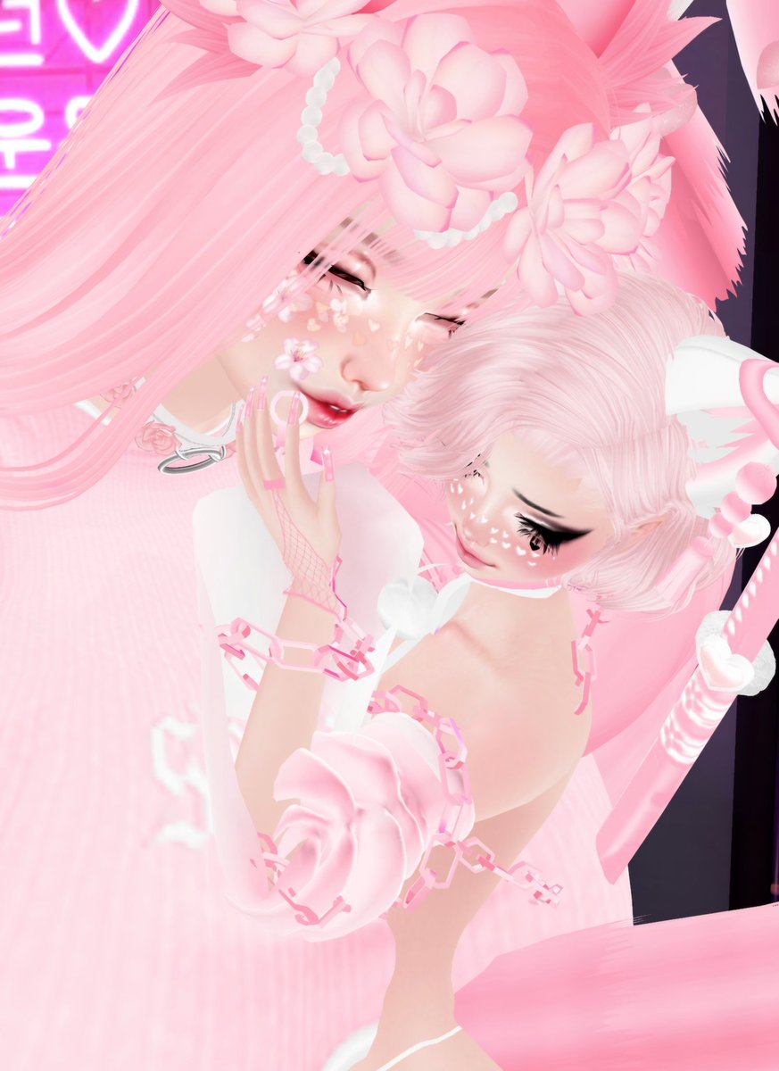 UrFavBimboGirl's tweet photo. It all stared so tender and so sweet
... https://t.co/wZVPBBJWIh