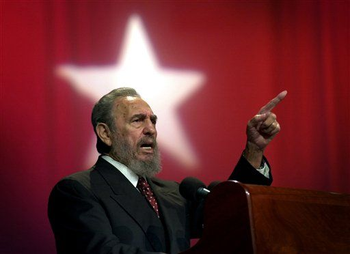 azulinfinit0's tweet photo. Hoy Cuba reafirma lo que dijo #FidelPorSiempre:
 "(...) nuestro camino es un solo camino: un camino de dignidad, de patriotismo, de decoro nacional, de defensa de nuestra soberanía, de defensa de nuestros intereses, de defensa de nuestras libertades. Ese es el único camino" https://t.co/LnR3RVHpr2