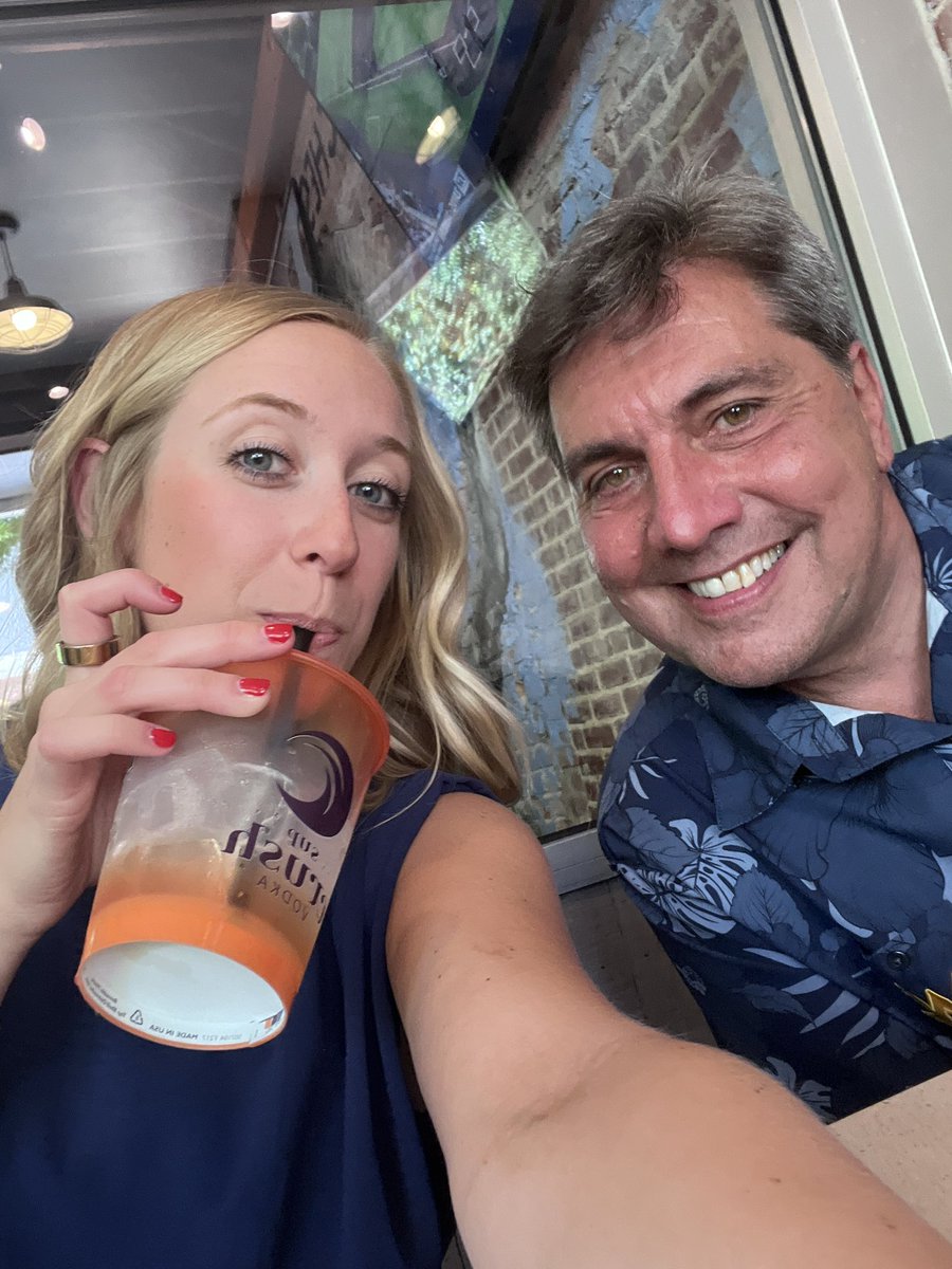 Carly Moore tweet media