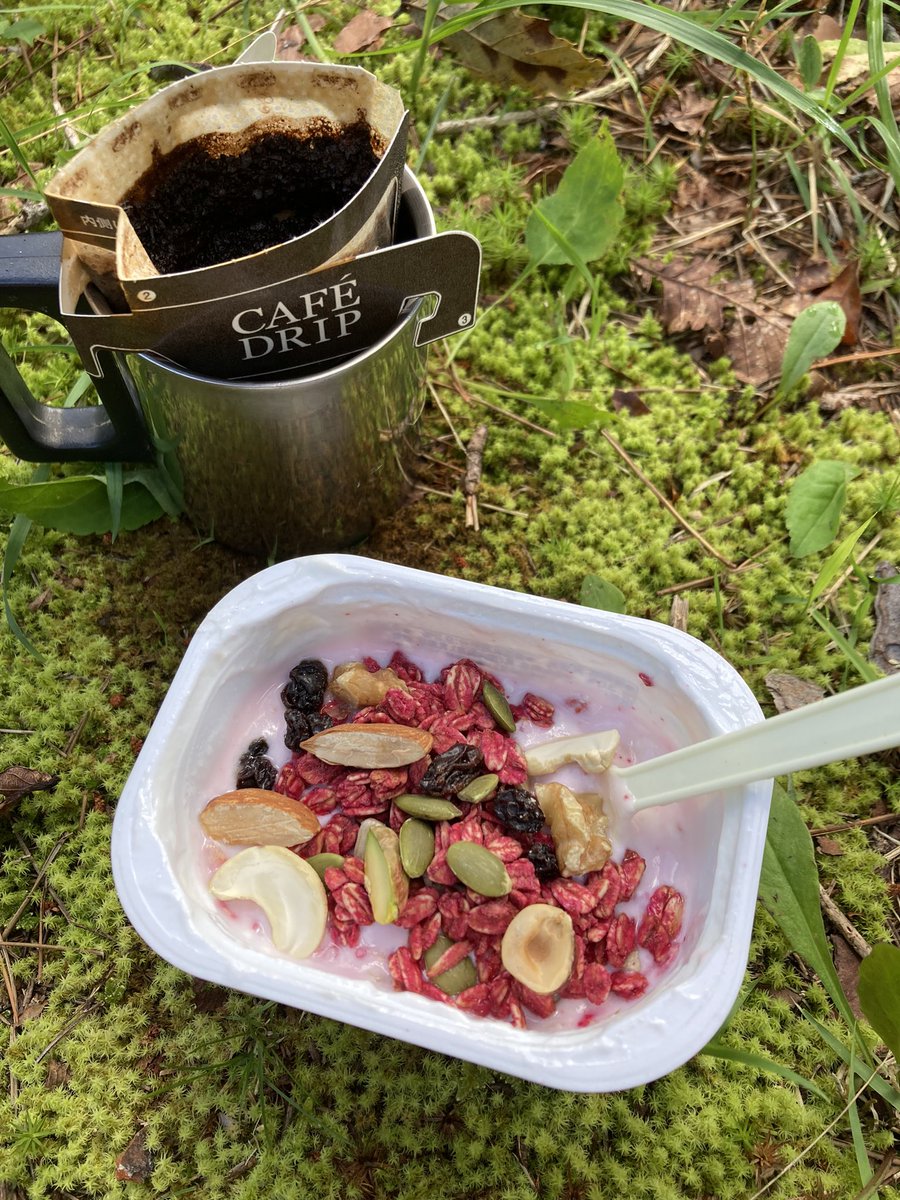 TomyMuesli's tweet photo. 南乗鞍無印良品キャンプ場にてアウトドア料理のインストラクターやってます。 https://t.co/Yq5Q1kCehd