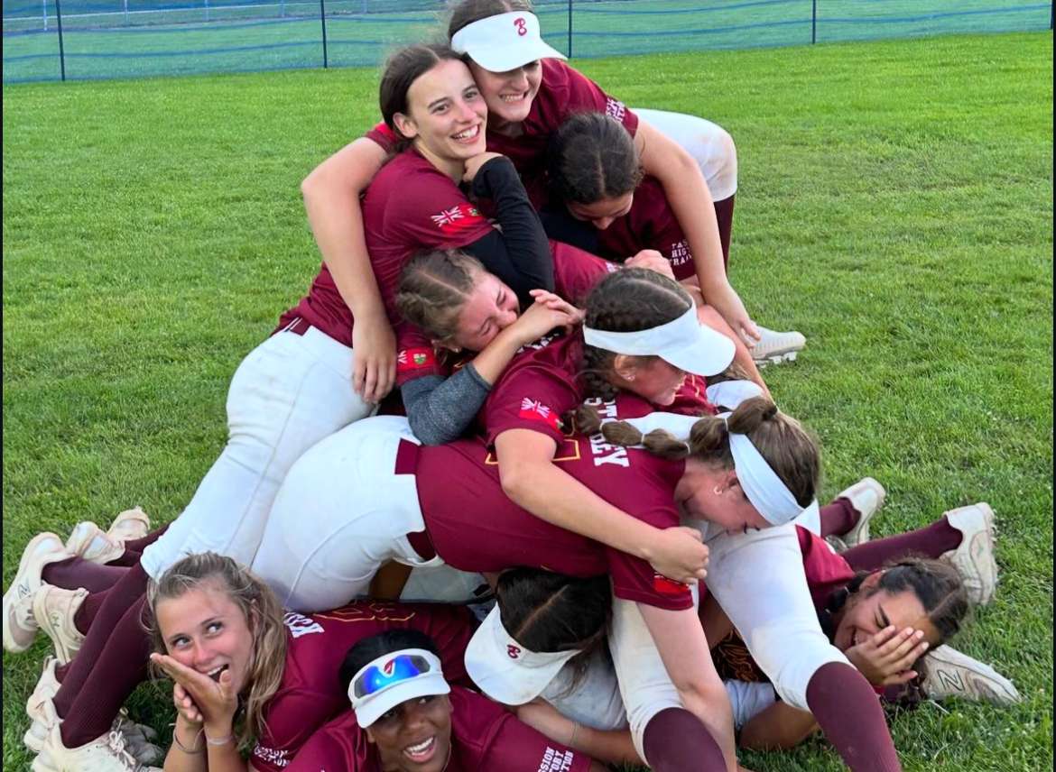 Brookehallniro's tweet photo. Overall I had so much fun this season and made so many memories! We played 65 games and had 10 tournaments. 
155.1IP w/ 211ks, ERA 3.605 and held batters to a .232 BAA. I helped offensively with a .455BA and OBP .562. 
@SoftballDown @CoastRecruits @SBRRetweets @softballhome @ncsa https://t.co/AvOxZXu9vC
