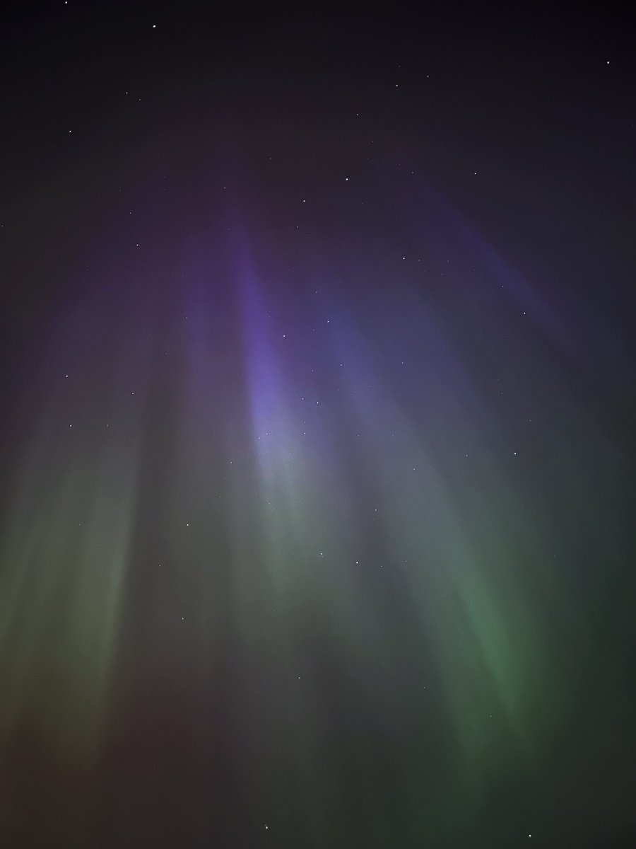 mmiarvellous's tweet photo. helsinki sky going crazy ?? https://t.co/Ix0WJGA8CF