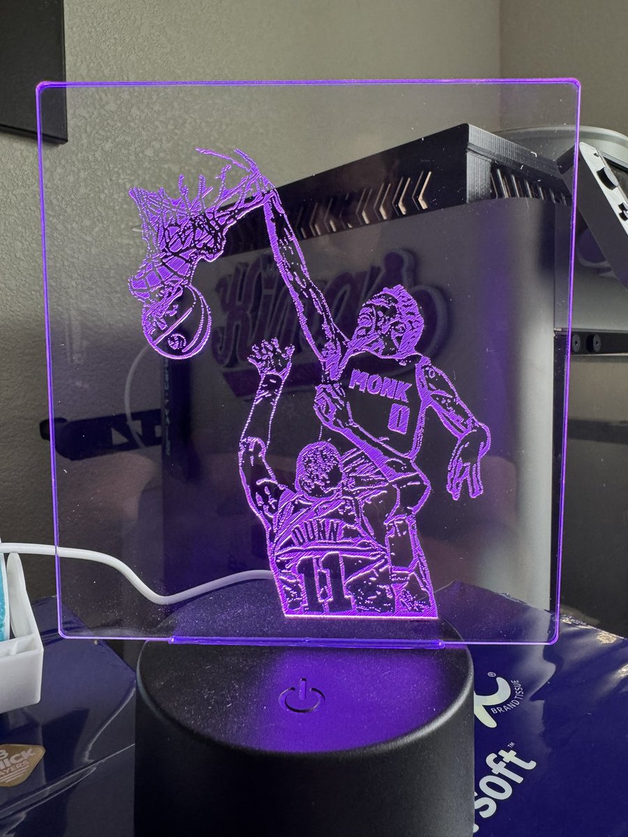 Andrew Pevny 🦊🏀👑 tweet media