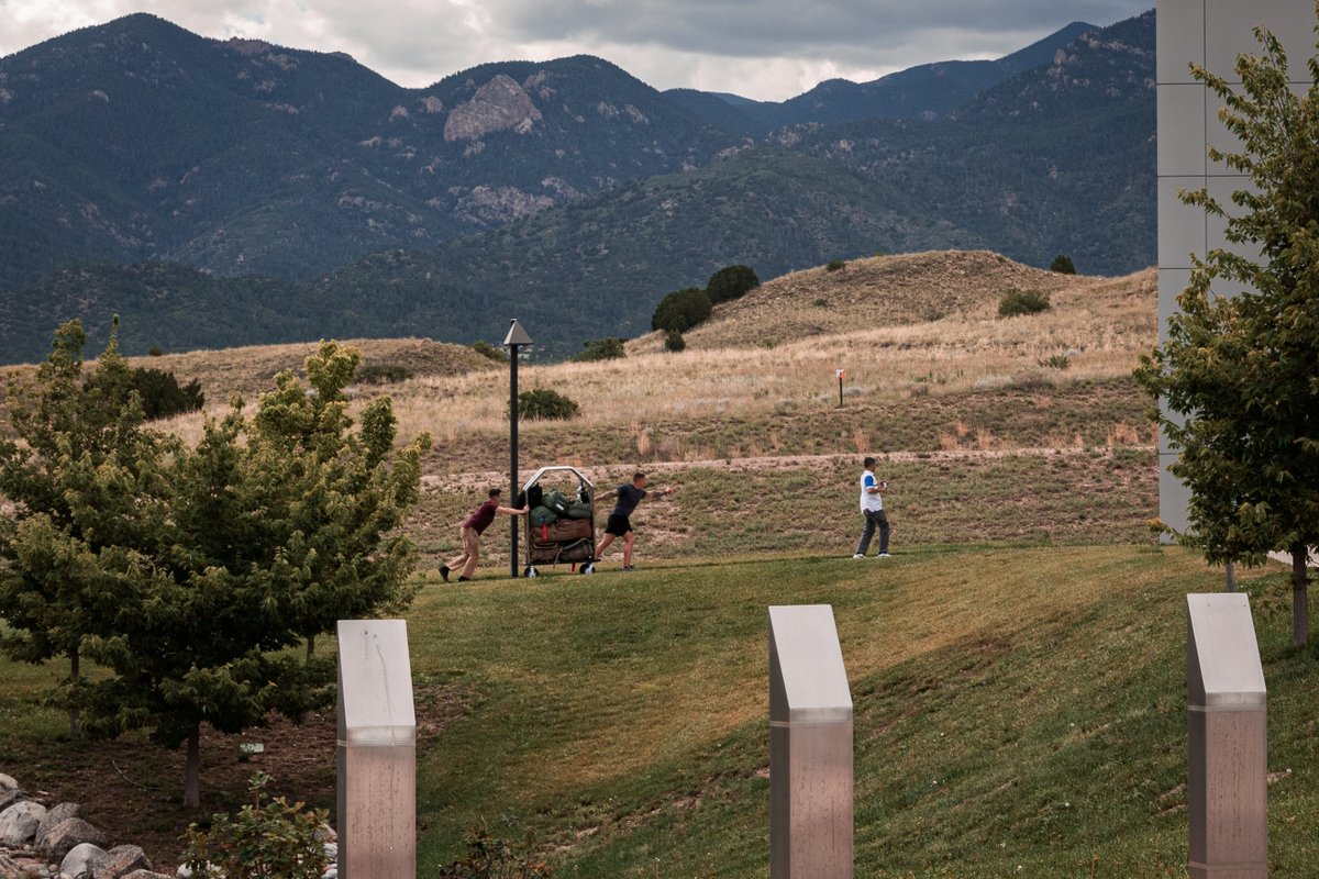 USArmyWHC's tweet image. We hope you're ready!! Teams are arriving to Fort Carson! The FORSCOM 2024 Best Squad Competition is about to begin! We'll be delivering updates on the action throughout the week, so stay tuned!!
#BestSquad2024 #BestSquadCompetition #IAMFORSCOM