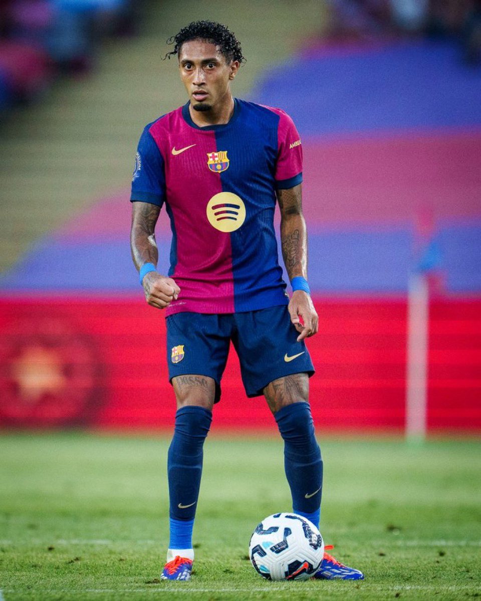 mundobarca_on's tweet image. Me he perdido el Gamper. 

Entro en TW y veo que Xavi es mejor que Hansi Flick, que Laporta debe dimitir, que Lamine Yamal odia a Ter Stegen, que Lewandowski no merece seguir siendo el 9 del Barça, que Gündogan, Ferran y Raphinha deben marcharse a Arabia. Día 1 de la temporada y…