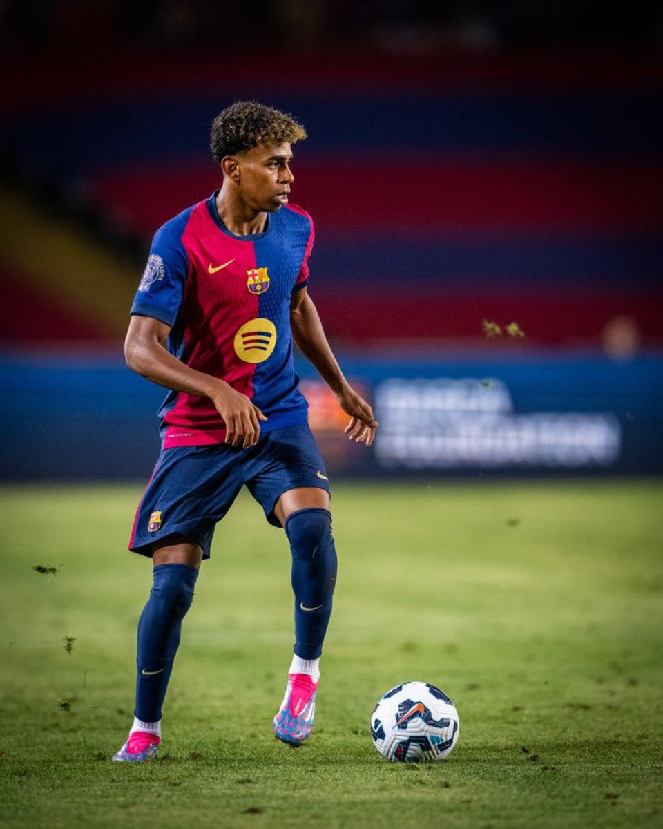 mundobarca_on's tweet image. Me he perdido el Gamper. 

Entro en TW y veo que Xavi es mejor que Hansi Flick, que Laporta debe dimitir, que Lamine Yamal odia a Ter Stegen, que Lewandowski no merece seguir siendo el 9 del Barça, que Gündogan, Ferran y Raphinha deben marcharse a Arabia. Día 1 de la temporada y…