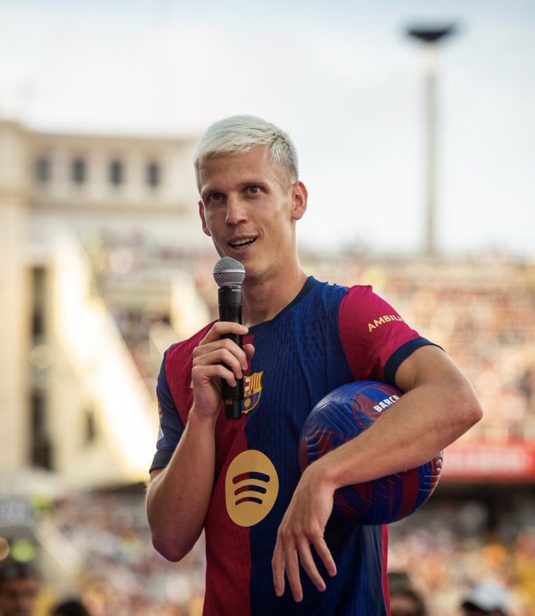 mundobarca_on's tweet image. Me he perdido el Gamper. 

Entro en TW y veo que Xavi es mejor que Hansi Flick, que Laporta debe dimitir, que Lamine Yamal odia a Ter Stegen, que Lewandowski no merece seguir siendo el 9 del Barça, que Gündogan, Ferran y Raphinha deben marcharse a Arabia. Día 1 de la temporada y…