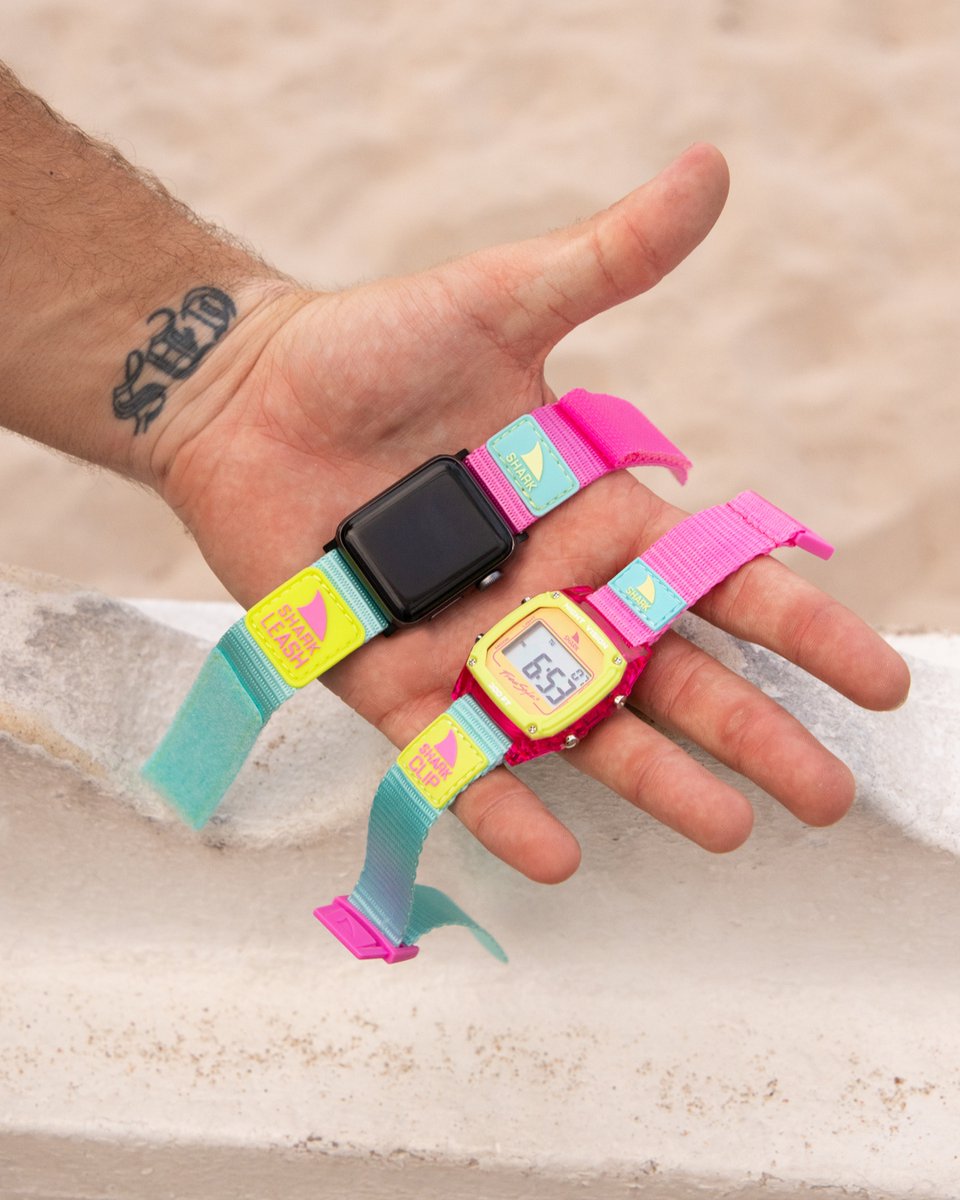 freestyle_watch's tweet photo. Neon vibes, Popsicle style 🍭 Add a splash of color with this perfect pair—Freestyle #SharkWatch and Apple Watch™ strap ✨⌚ #applewatchstrap #watchband #watchstrap #applewatchband #watchaccessories #applestrap #neonlovers #watch #watchoftheday https://t.co/SFjMbBlJCp https://t.co/h3N6CUAWgy