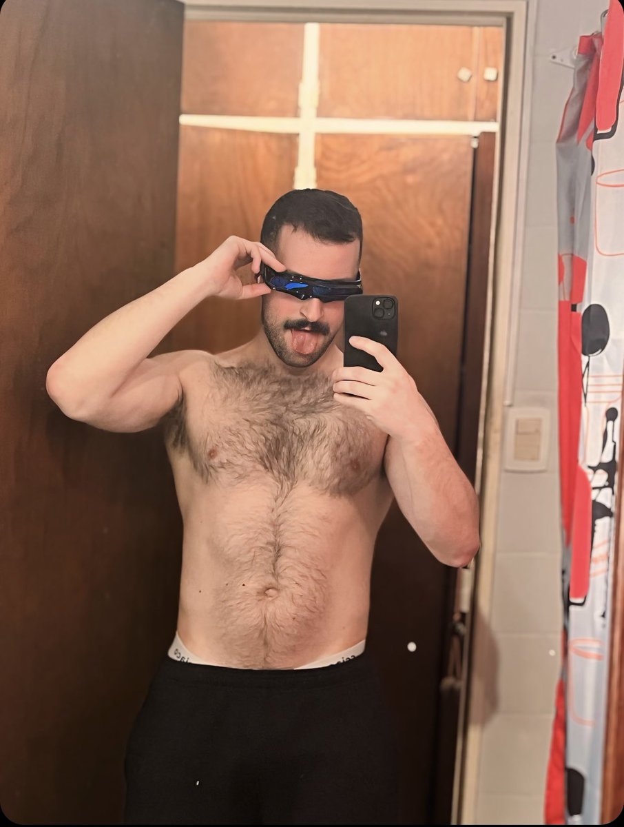 Andy Crush tweet media