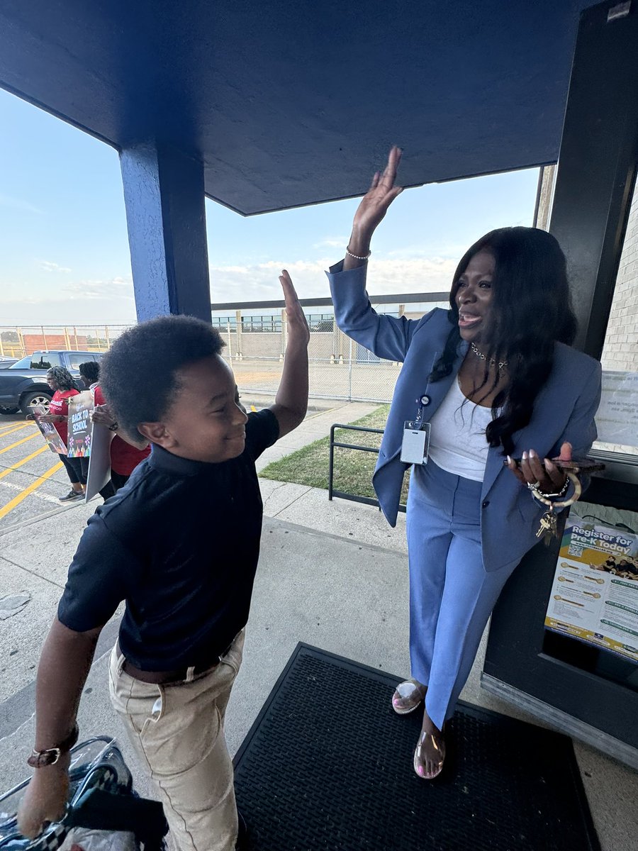 Dr. Elba & Domingo Garcia West Dallas STEM tweet media