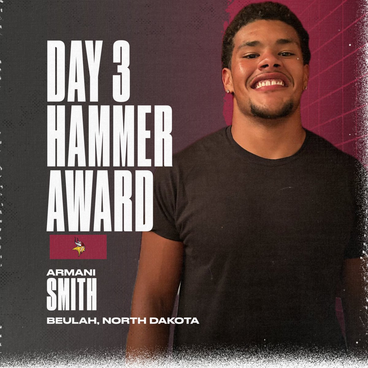 Viking Football is excited to announce our Day 3 Award Winners!

Balls Out Award - Ka'ua Nishigaya - JR RB from Waipahu, Hawaii

Hammer Award - Armani Smith - FR DL from Beulah, North Dakota

#WEALLROW x #P2B24