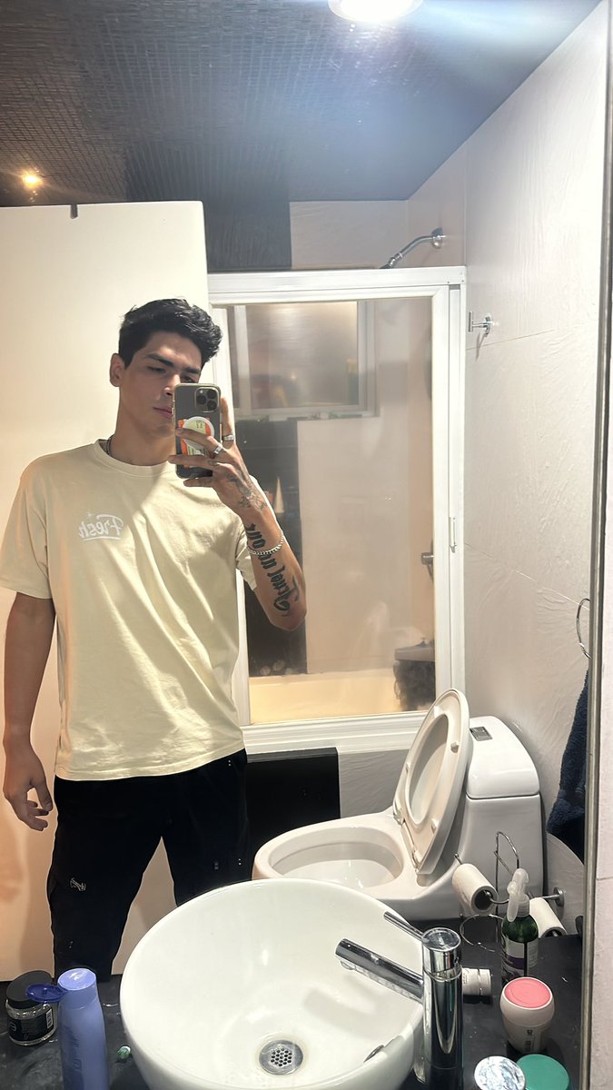 AlexanderXxX tweet media