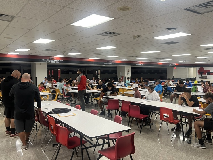 LiberalRedskins's tweet photo. Great numbers for the Fall Sports Parent Meeting Tonight! Fall practices begin August 19. Please contact Athletic Director Kerri.Miles@usd480.net if you missed the meeting or have any other questions regarding Fall Sports. https://t.co/FTLOsljyqQ