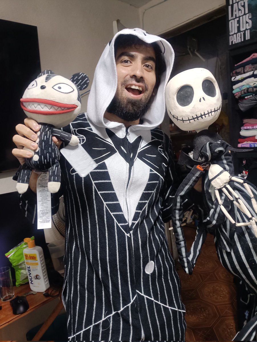 AsAeL_DC's tweet photo. @SensaCineLATAM @NoodlezBossy  quiero ir con mi esposa, nos gusta mucho todo el mundo de Tim Burton y Beetlejuice https://t.co/4j154nudzu