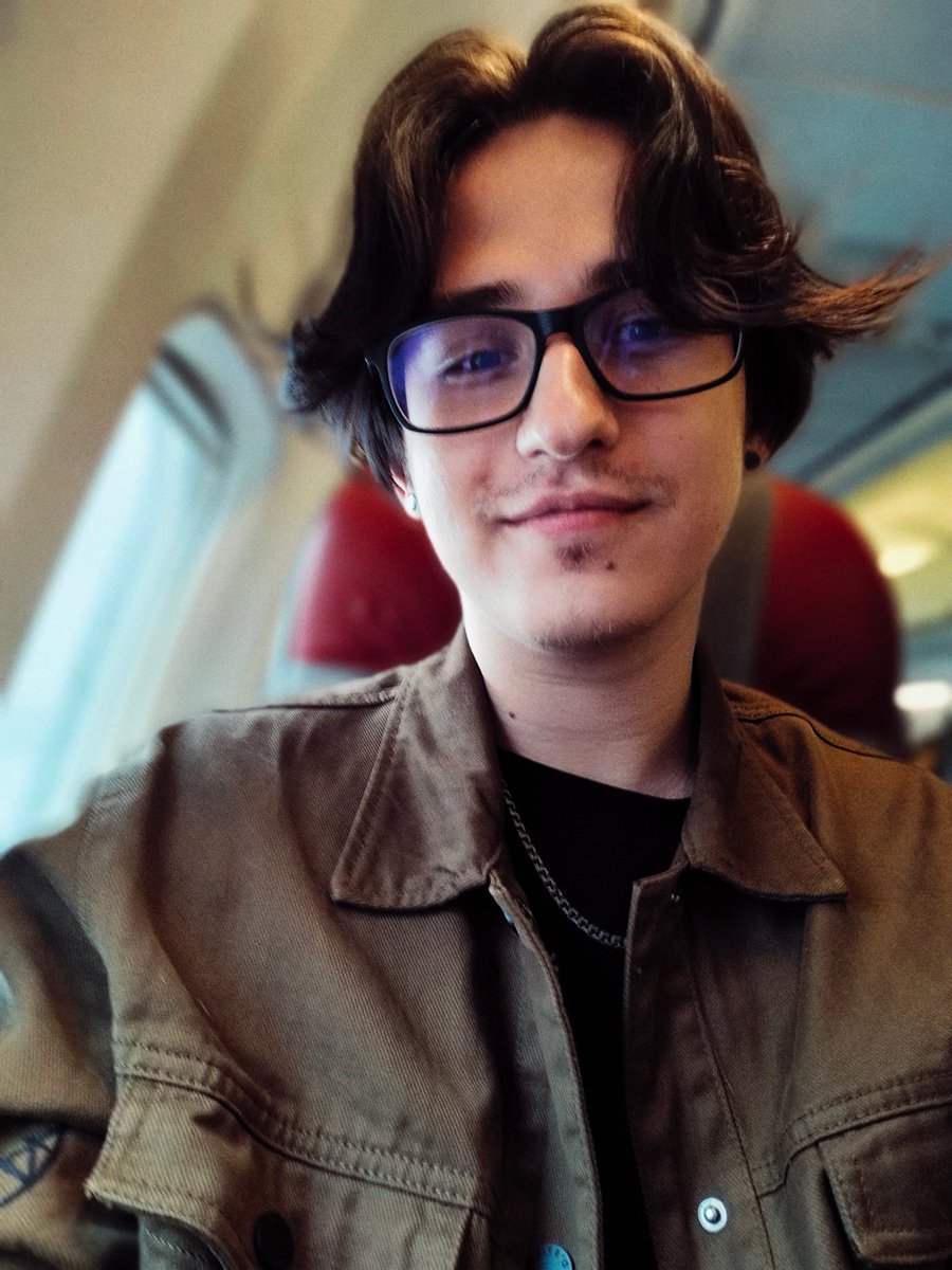 iridescentnick's tweet photo. переезд в Питер - самое удивительное, что случалось со мной за всю жизнь, мне кажется
всё ещё пребываю в шоке от всего происходящего https://t.co/R9BDcun7uP