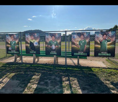 SENIORS 24-25
Captains:
Mitchell Reining
Theron Hammell