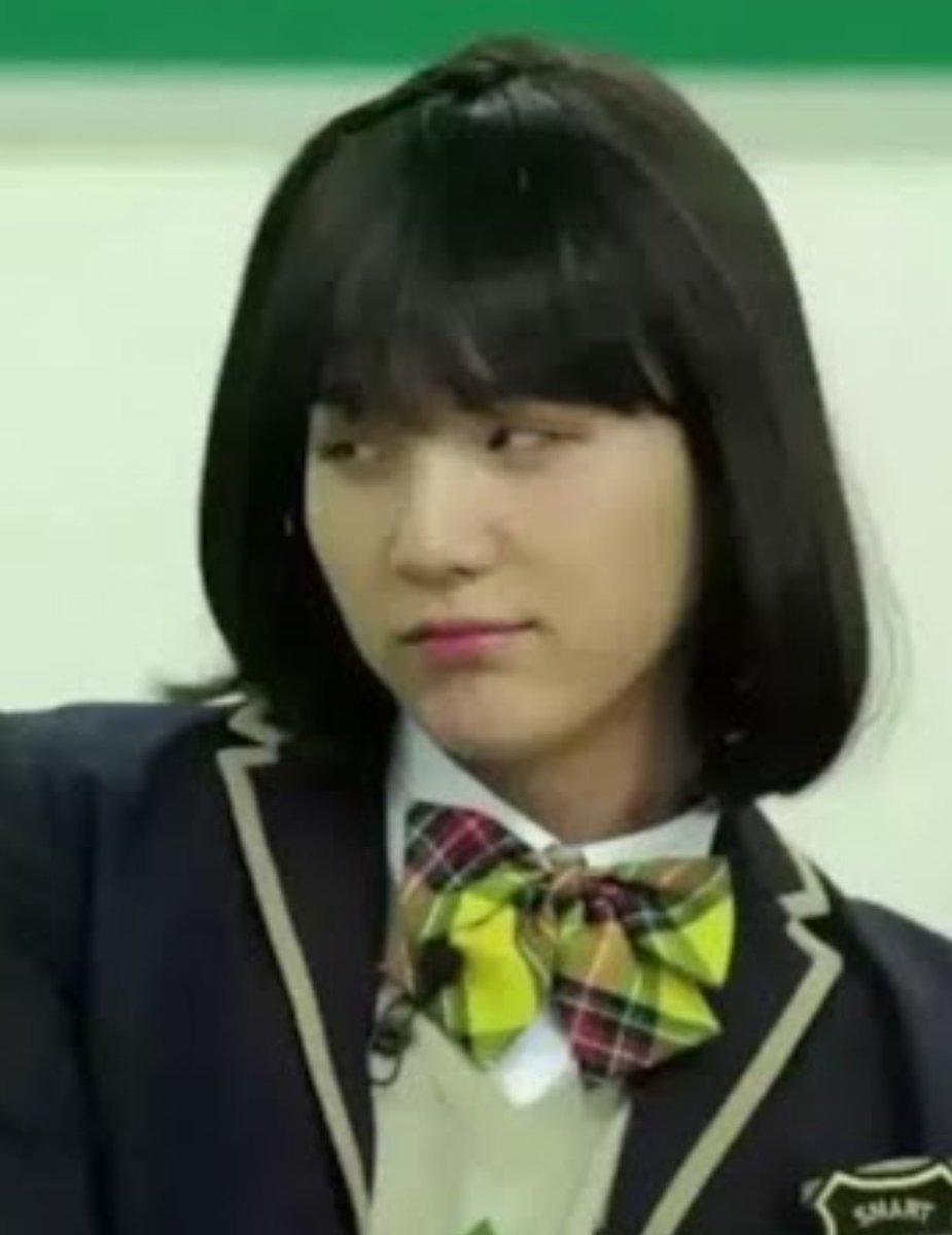 Lookilooloo's tweet photo. @camlovesyoongi https://t.co/9h8OaQMi9v