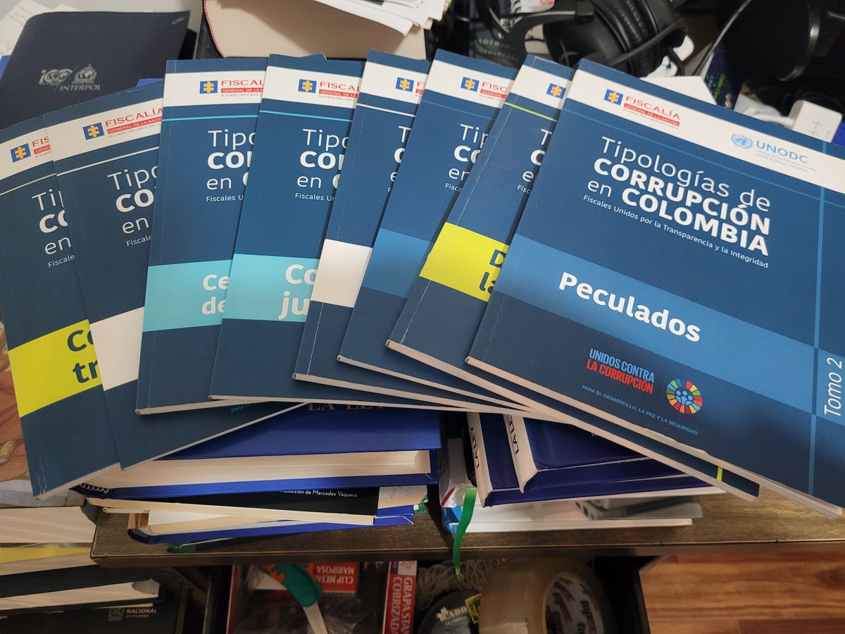 Los 8 tomos de las Tipologías de Corrupción en Colombia. 
UNODC y FGN
⬇️
drive.google.com/drive/folders/…