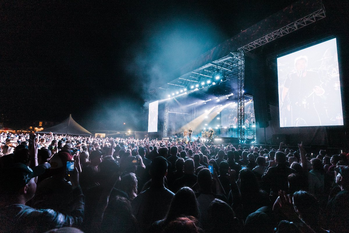 Nickelback's tweet photo. We couldn’t have asked for a better finale to our 2024 festival run. Thank you, St. Johns! 🇨🇦🤘 

📸: Timothy Hiehle https://t.co/V6Y08p3utC