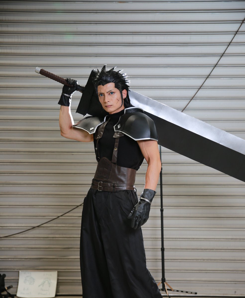 ファイナルファンタジー コスプレ ウィッグ ザックス・フェア ファイナルファンタジーVII ザックス・フェア ウィッグ