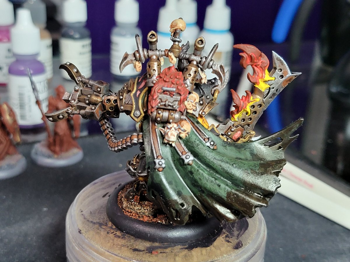 Raethas's tweet image. Carver