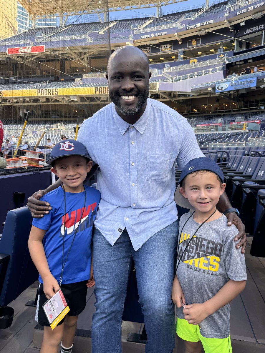 AG858's tweet photo. Great day @PetcoPark today. The boys got to meet @tonygwynnjr and I got to see my former player and @Pirates Scouting Director Justin Horowitz. https://t.co/Fl42hbLjqV