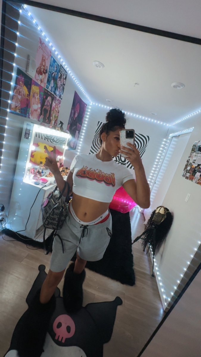 Movie Night Fit #DeadpoolAndWolverine