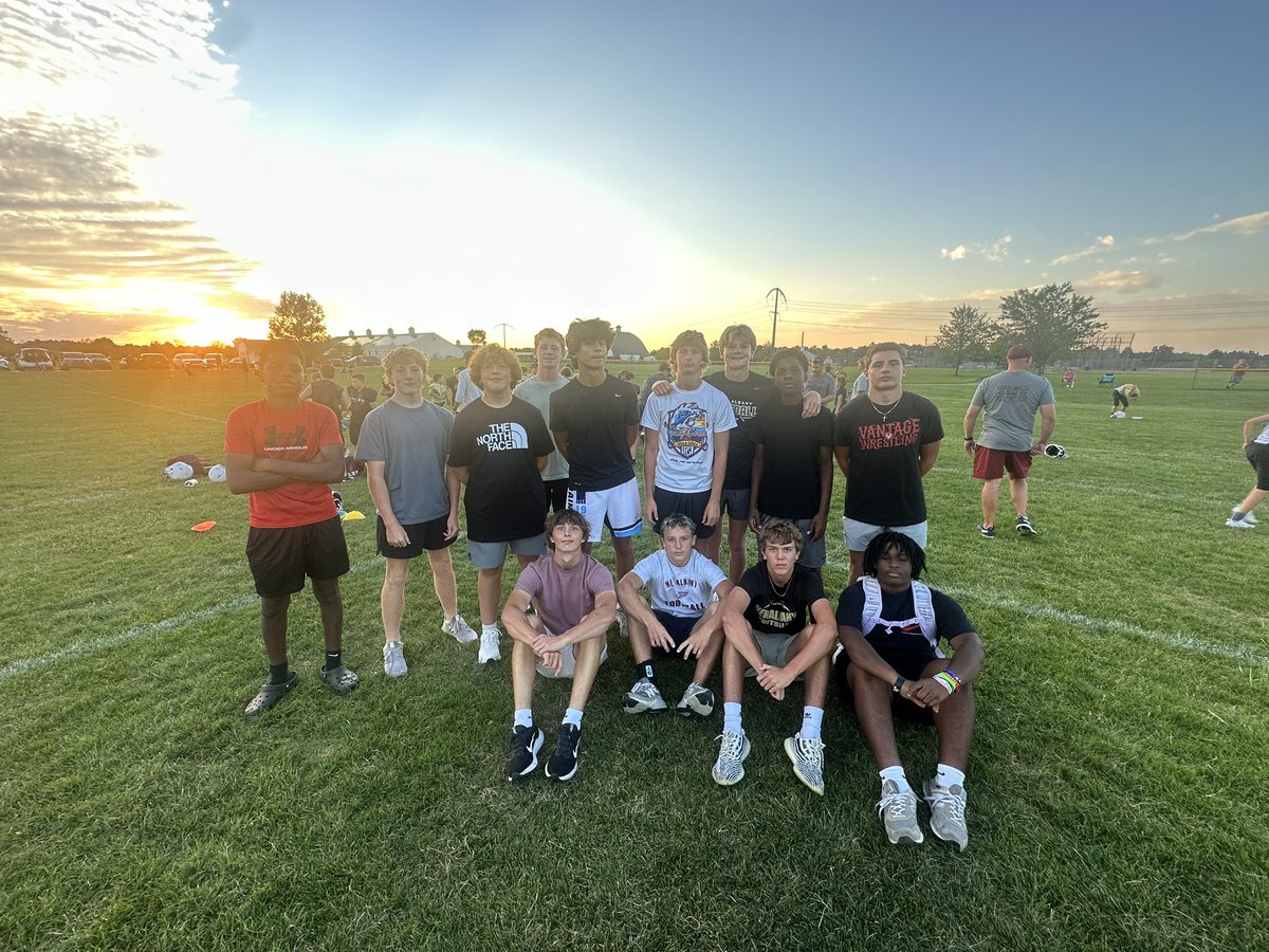 Freshmen putting in some community service work with our sixth graders! Teaching a night of FINISH!