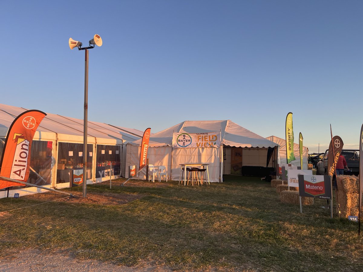 Bayer4CropsAU's tweet photo. Day 1 at the @EPFieldDays is in full swing, come visit us at site 332 on 7th Street🌱. At this site, we have a trial to demonstrate our new fenceline product launch, #Alion.
#FieldView #Bayer #DigitalFarming #EPFieldDays https://t.co/EcQU4dbdnu