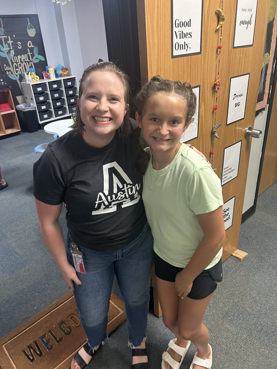 Natalie McDaniel (@nmcdaniel3rd) on Twitter photo Meet the Teacher 5th grade style!! Couldn’t have asked for 2 better teachers for Reese!! Looking forward to an Amazing year!! <a href="/AustinElem/">Austin Elementary</a> <a href="/_arhodes/">Ashley Rhodes</a> <a href="/MsEasley05/">Sara Easley</a> Meet the Teacher 5th grade style!! Couldn’t have asked for 2 better teachers for Reese!! Looking forward to an Amazing year!! <a href="/AustinElem/">Austin Elementary</a> <a href="/_arhodes/">Ashley Rhodes</a> <a href="/MsEasley05/">Sara Easley</a>